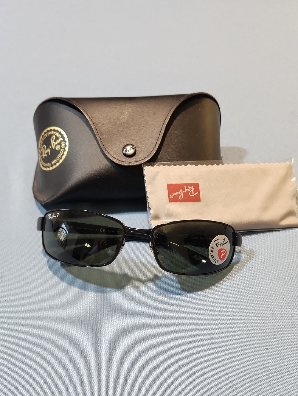 NWOT Ray-Ban Black Sunglasses